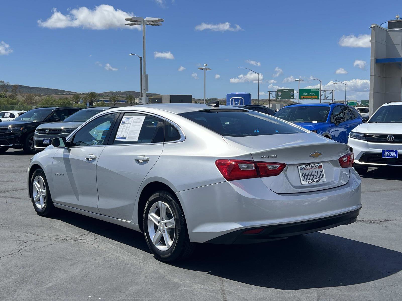 Used 2021 Chevrolet Malibu LS FWD image 3