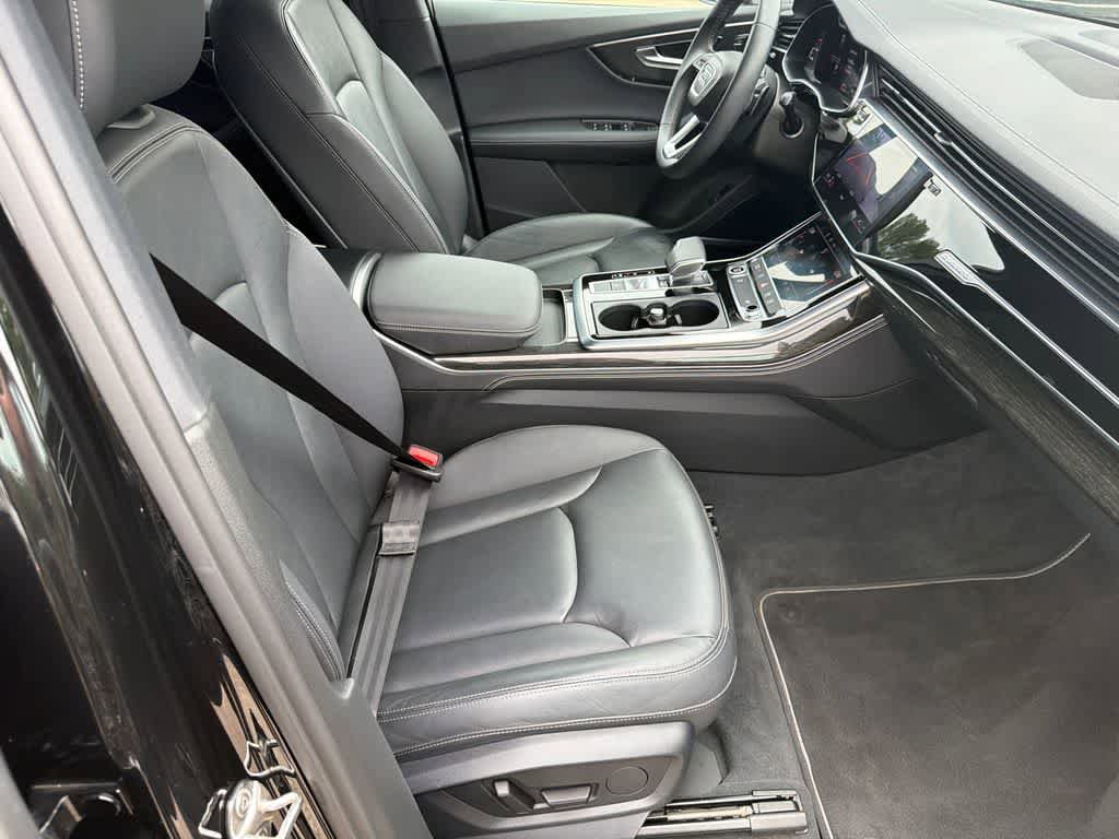 Used 2025 Audi Q7 3.0T Premium Plus AWD/4WD image 12