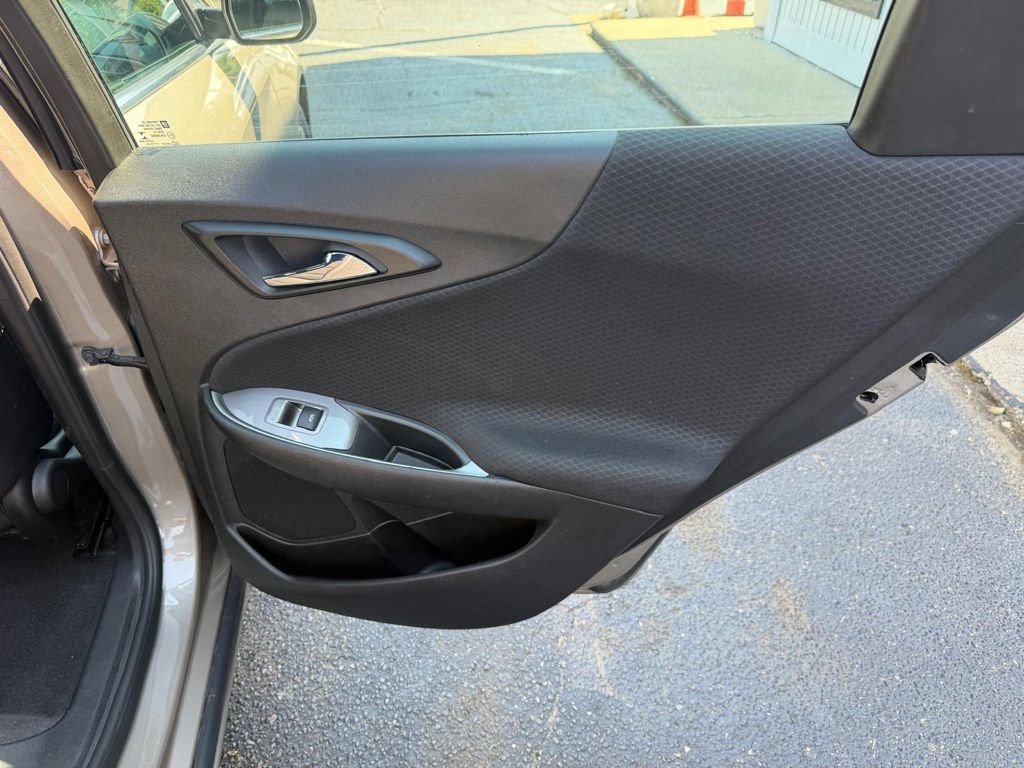 Used 2024 Chevrolet Malibu LT FWD image 26