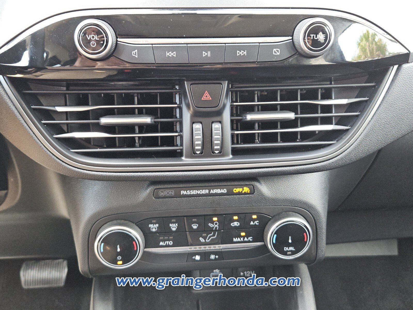 Used 2023 Ford Escape Active image 17