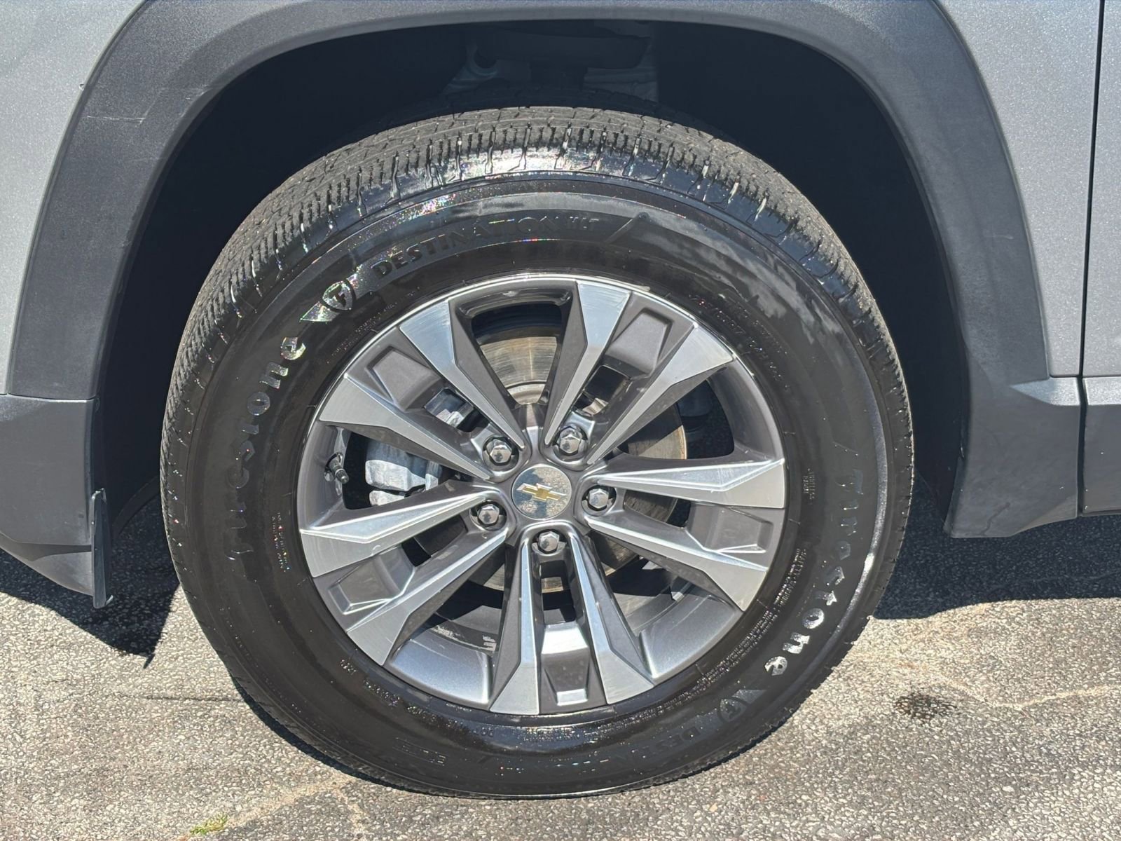 Used 2025 Chevrolet Equinox LT FWD image 31