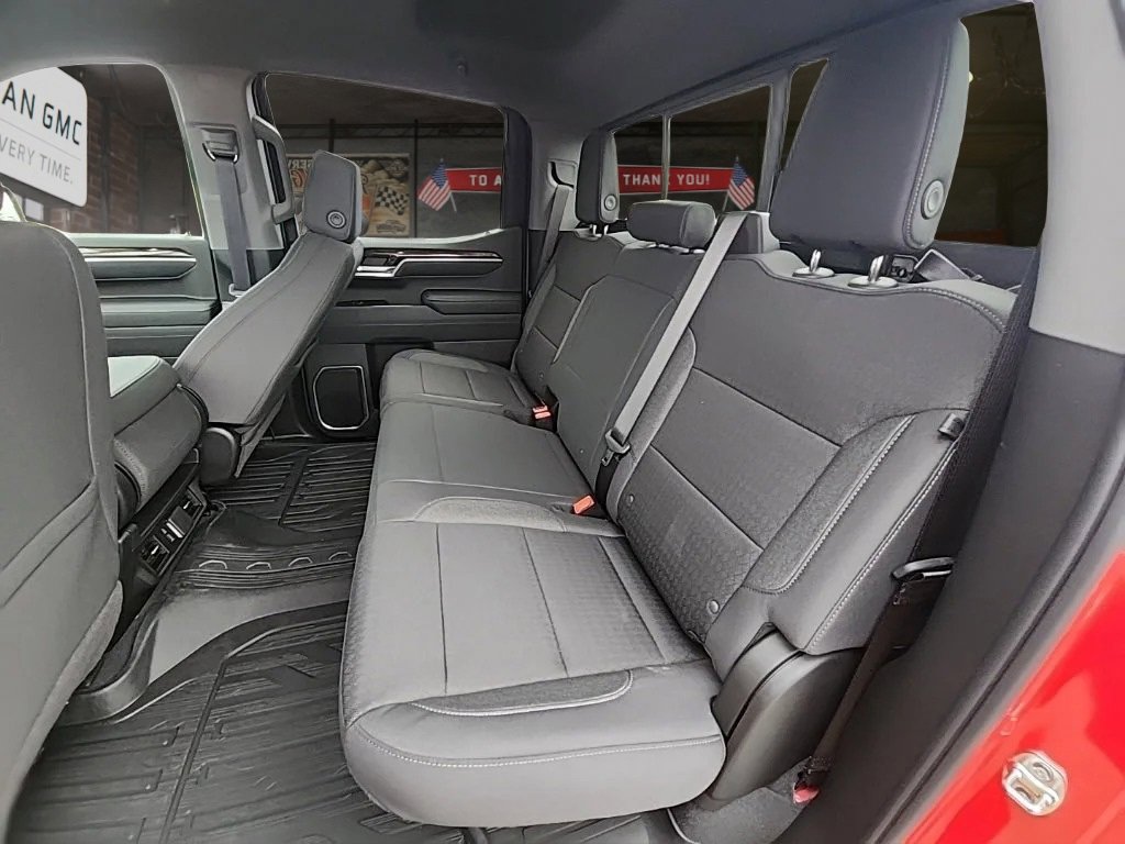 New 2026 GMC Sierra 1500 SLE w/ Preferred Package image 8