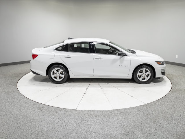 Used 2022 Chevrolet Malibu LS FWD image 4