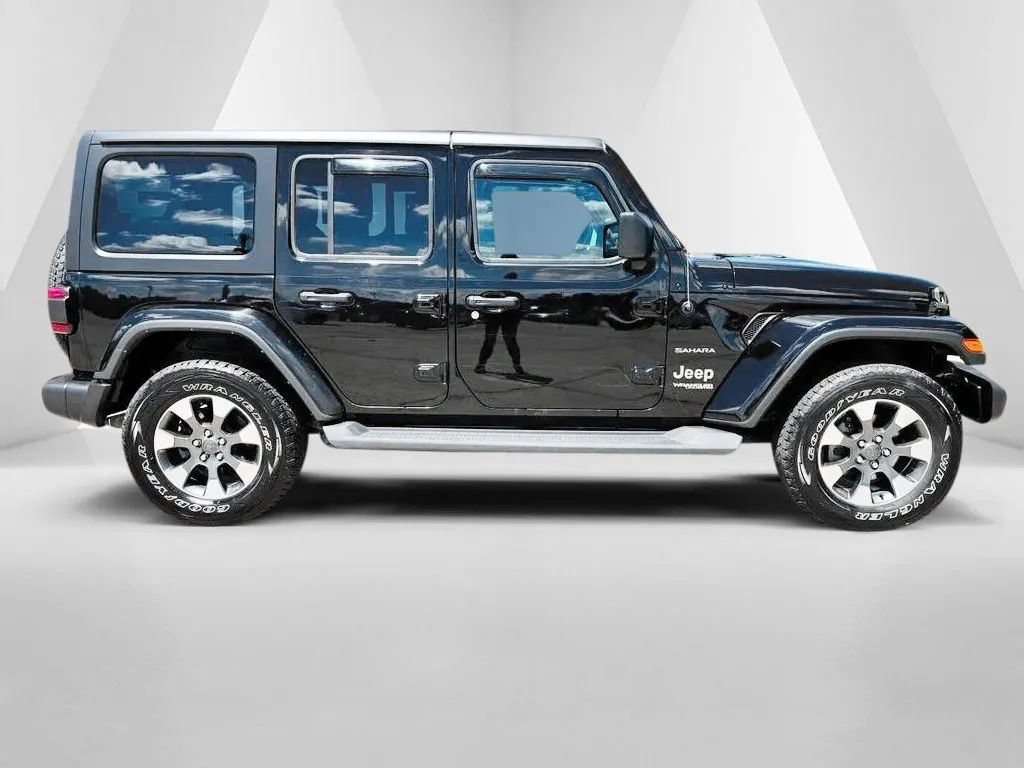 Used 2021 Jeep Wrangler Unlimited Sahara w/ Uconnect 4C Nav & Sound Group AWD/4WD image 8