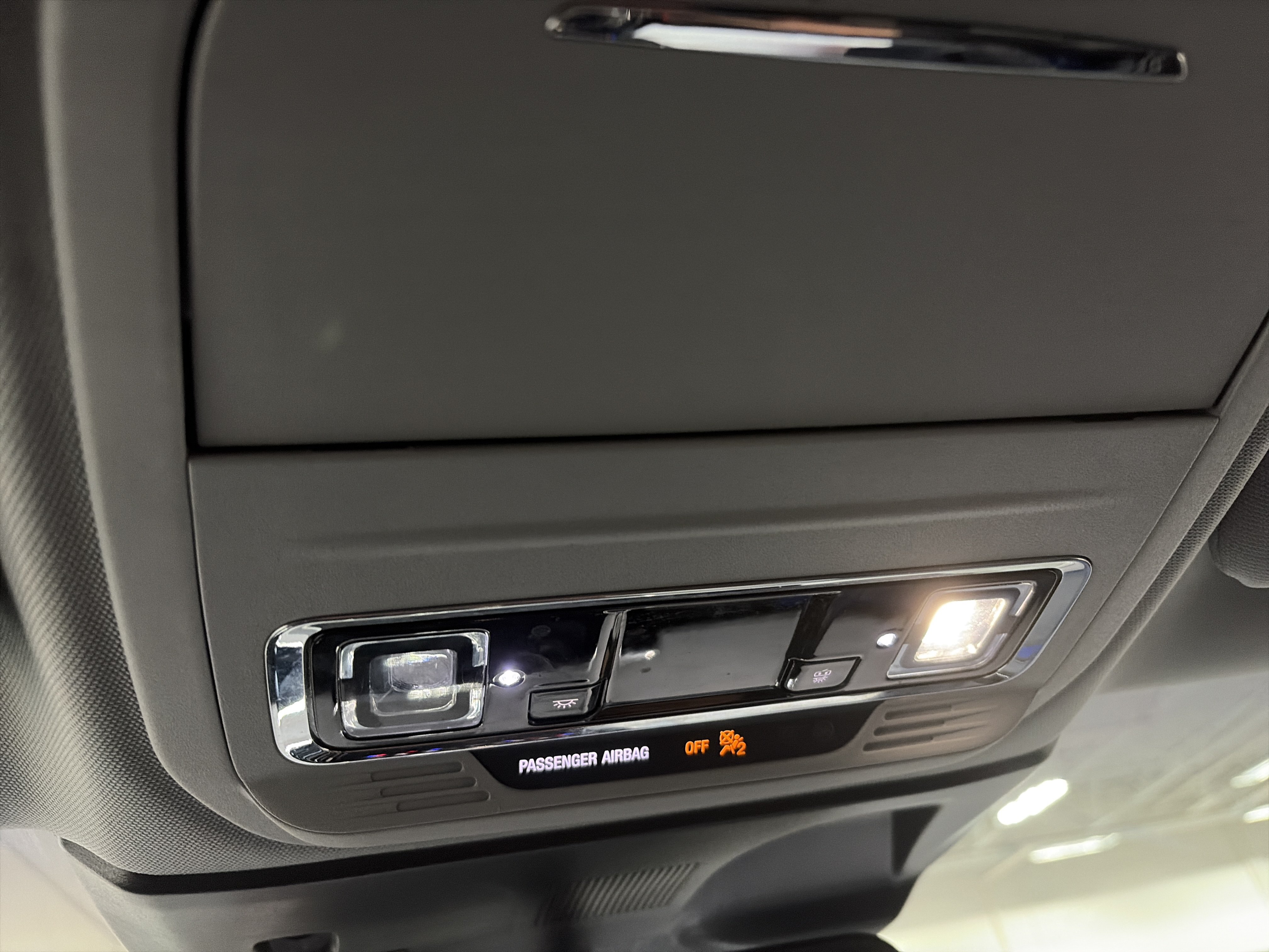 Used 2021 Lincoln Corsair AWD w/ Equipment Group 101A image 24