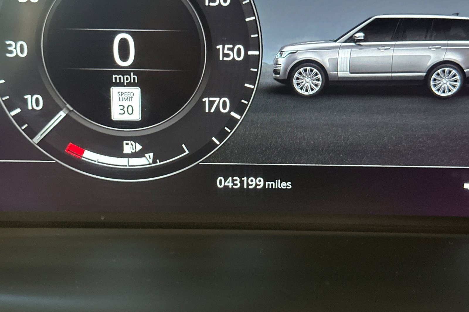 Used 2020 Land Rover Range Rover HSE image 35