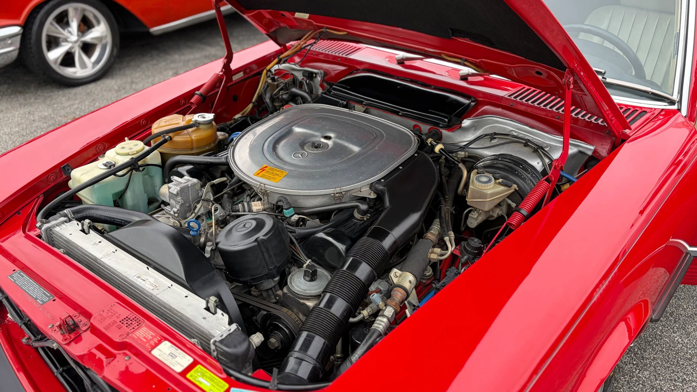 Used 1988 Mercedes-Benz 560 SL image 10