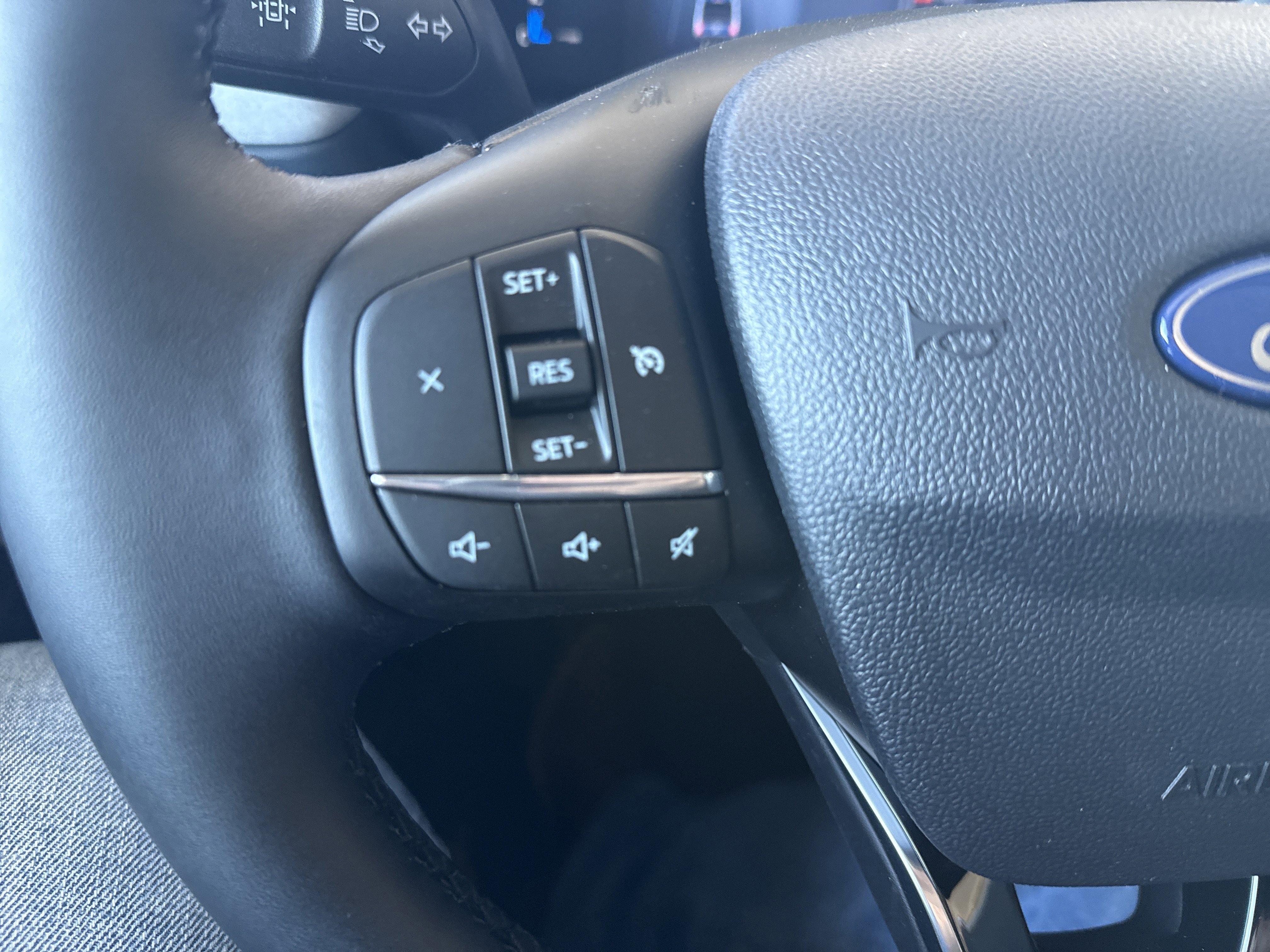 New 2026 Ford Maverick XLT w/ XLT Luxury Package AWD/4WD image 30