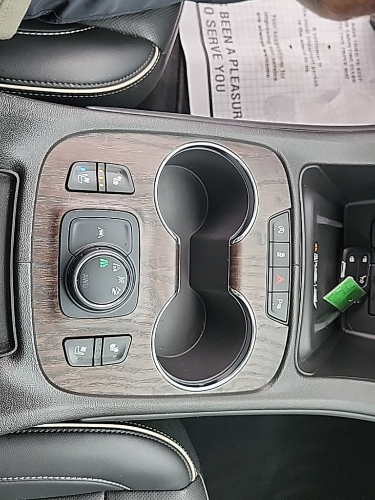 Certified 2023 GMC Acadia Denali w/ Black Diamond Edition image 35