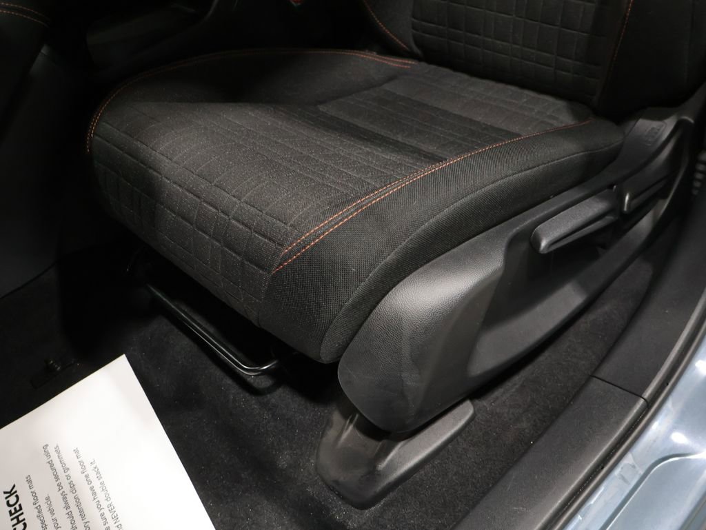 Used 2023 Honda HR-V Sport image 12