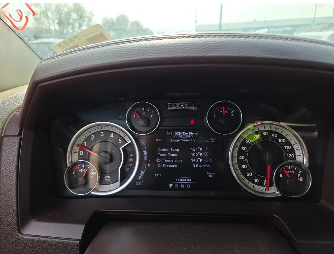 Used 2014 RAM 3500 Laramie w/ Convenience Group AWD/4WD image 17