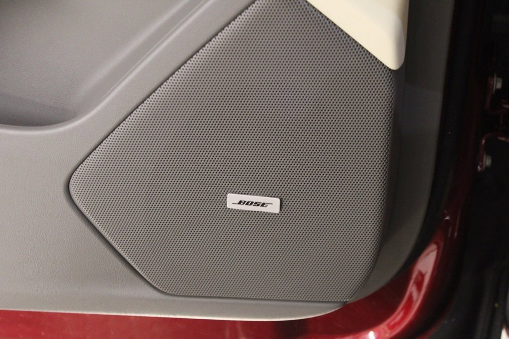 Used 2024 Cadillac XT6 Premium Luxury image 17