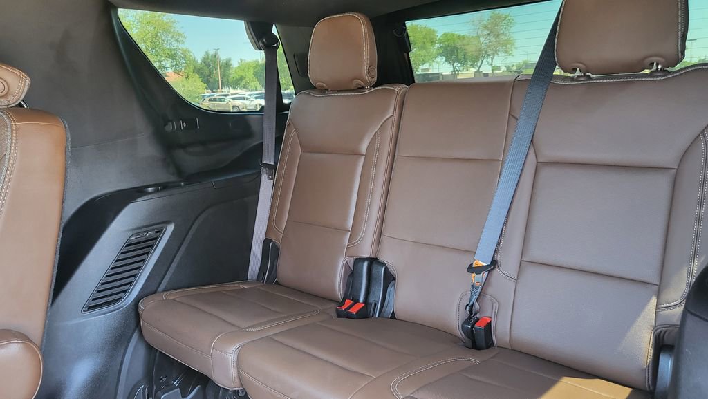 Used 2021 Chevrolet Tahoe High Country w/ Premium Package RWD image 25