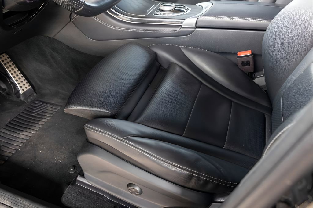 Used 2019 Mercedes-Benz GLC 300 image 43