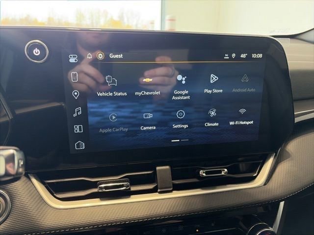 New 2026 Chevrolet Equinox LT w/ Convenience Package II FWD image 17