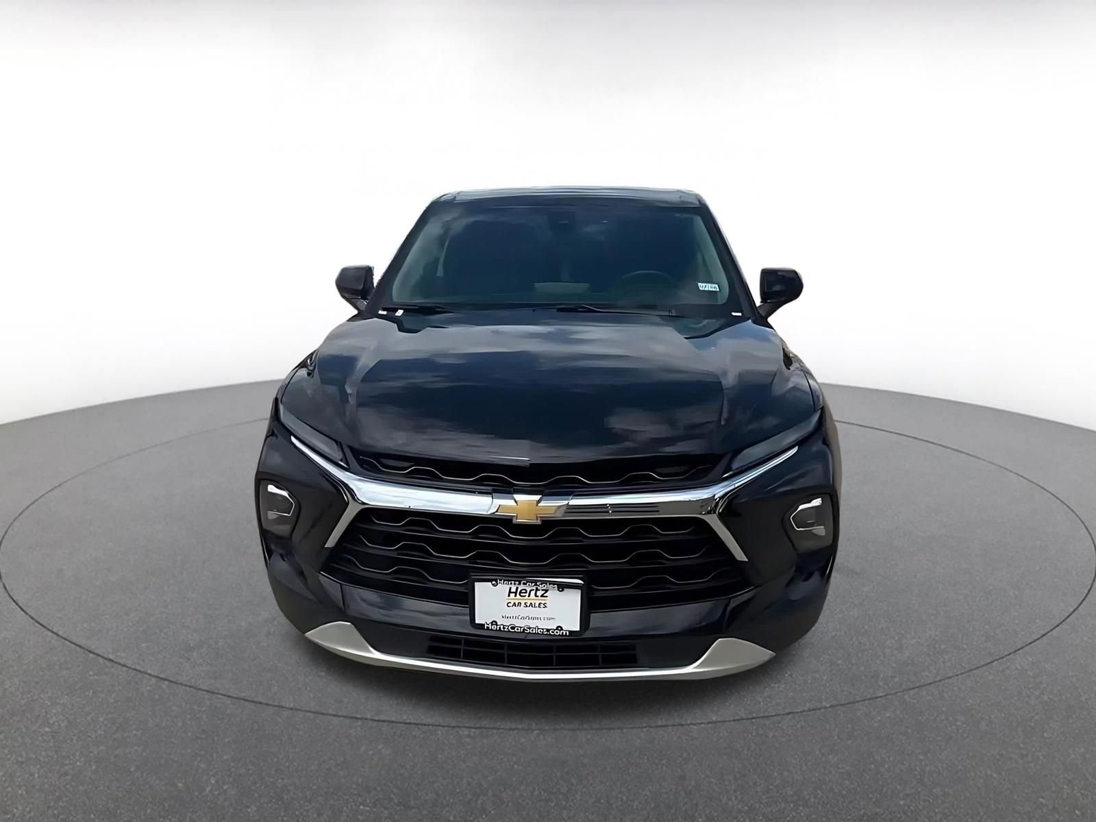 Used 2025 Chevrolet Blazer LT FWD image 4