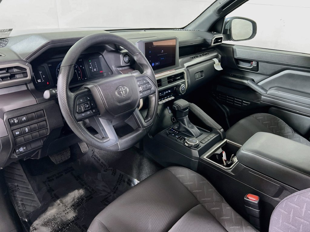Certified 2026 Toyota Tacoma SR5 AWD/4WD image 9