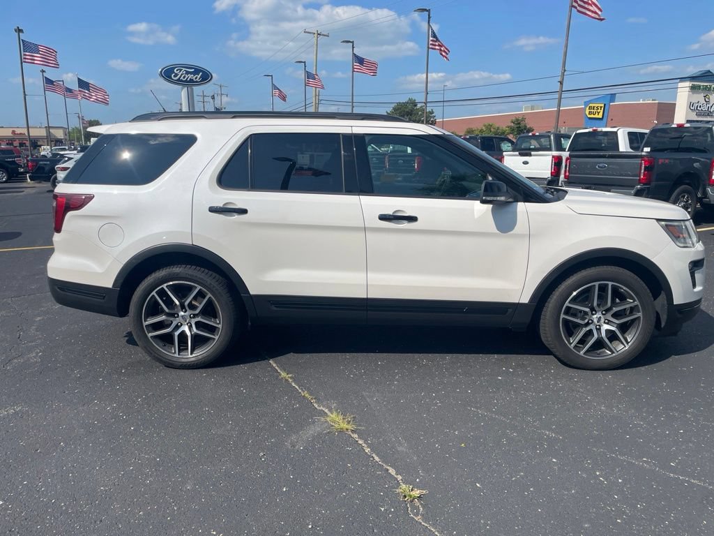 Used 2018 Ford Explorer Sport w/ Equipment Group 401A AWD/4WD image 4