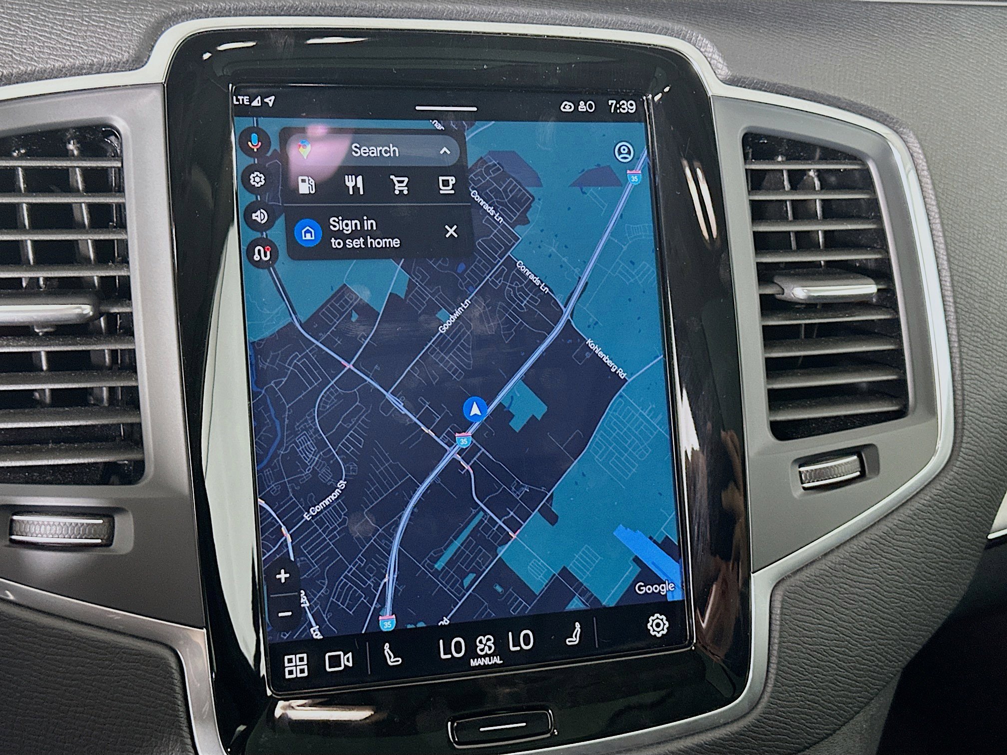 Used 2024 Volvo XC90 B5 Core image 21