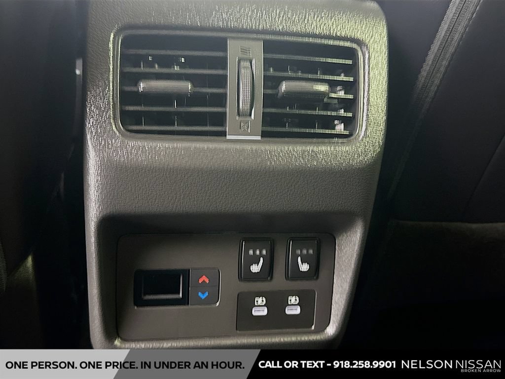 Certified 2026 Nissan Rogue Platinum w/ Tech Package AWD/4WD image 27