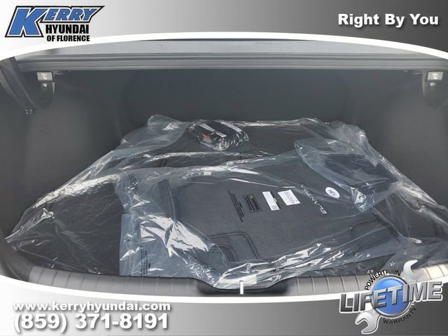 New 2026 Hyundai Elantra Sport image 8