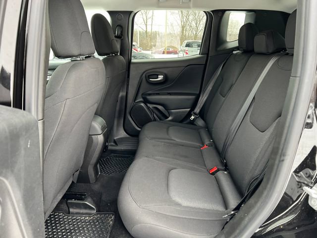 Used 2023 Jeep Renegade Latitude image 4