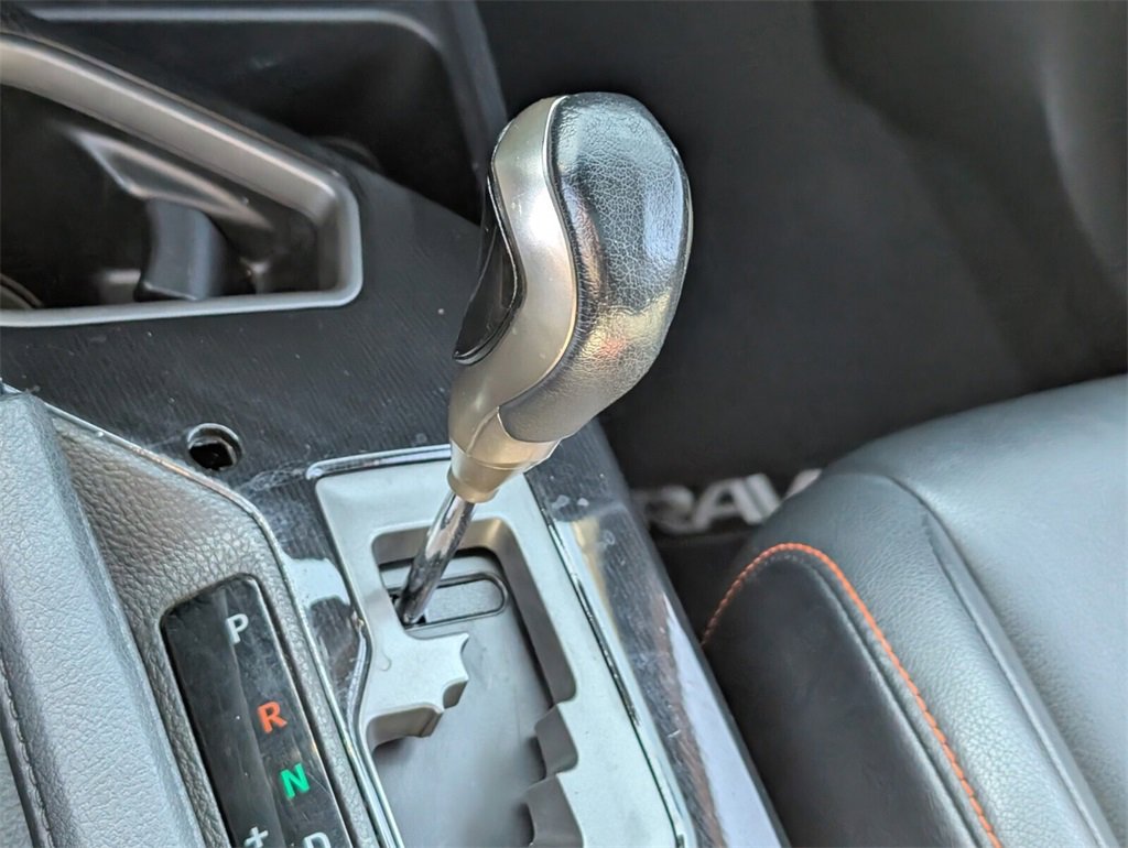 Used 2016 Toyota RAV4 SE image 26