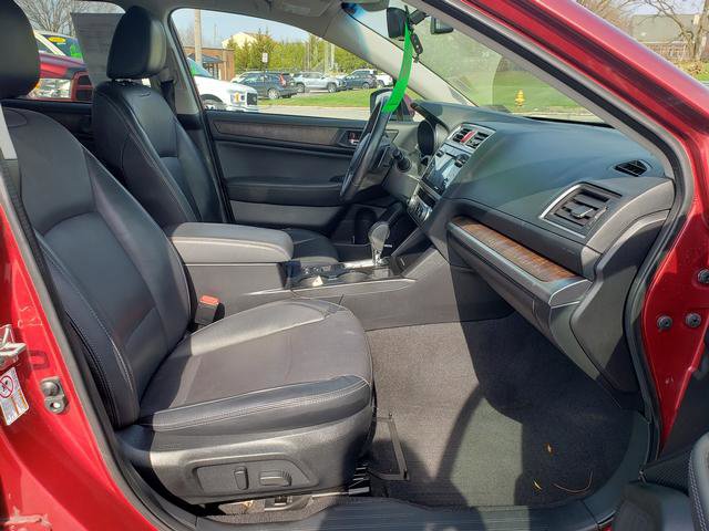 Used 2017 Subaru Outback 3.6R Limited image 17