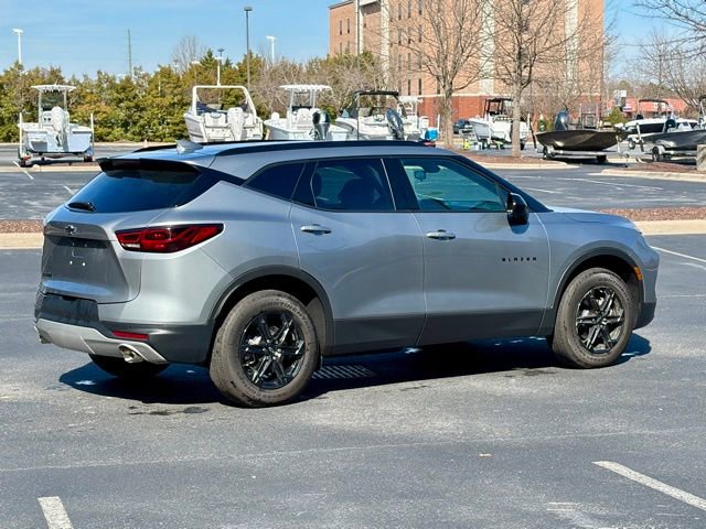 Used 2025 Chevrolet Blazer LT w/ Midnight/Sport Edition image 8