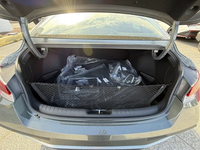 New 2026 Hyundai Elantra Blue image 14