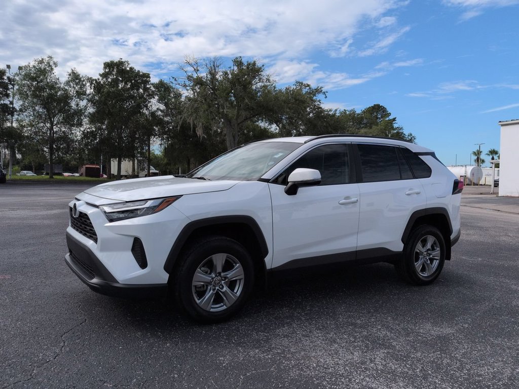 Used 2024 Toyota RAV4 XLE FWD image 8