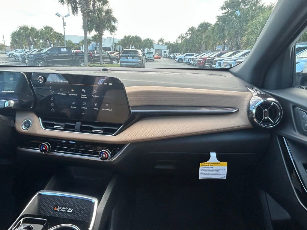 New 2026 Chevrolet Equinox ACTIV w/ Convenience Package III image 17