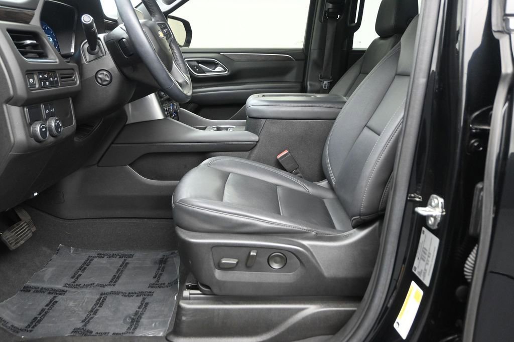 Used 2022 Chevrolet Tahoe LT w/ Luxury Package RWD image 11