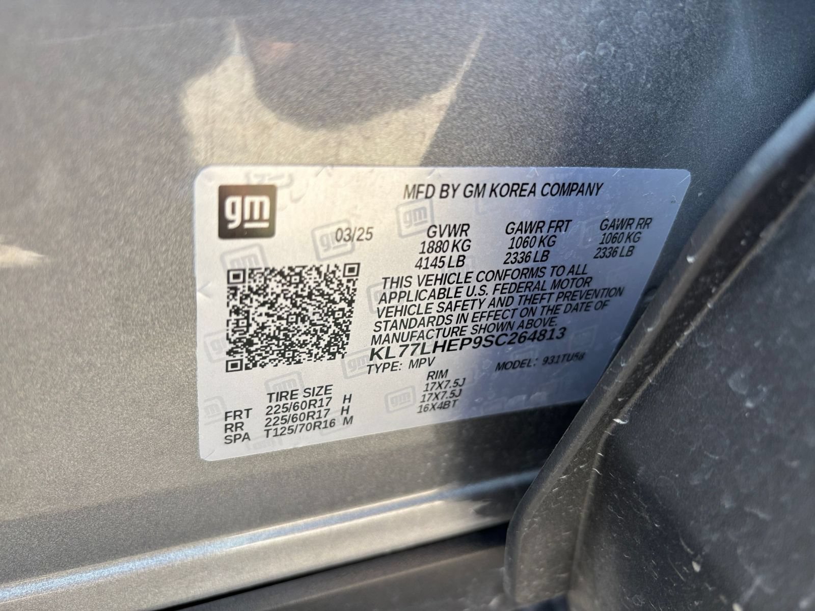 Used 2025 Chevrolet Trax LT FWD image 23