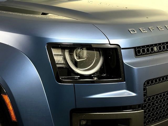 New 2026 Land Rover Defender 110 OCTA AWD/4WD image 16