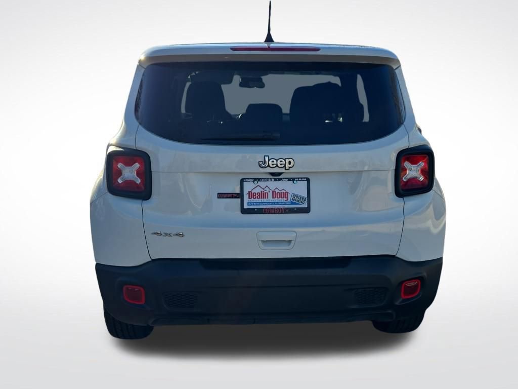 Used 2023 Jeep Renegade Latitude image 4