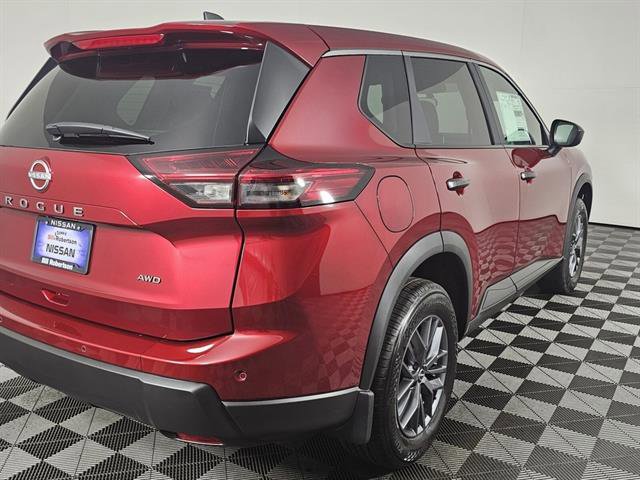 New 2026 Nissan Rogue S image 4