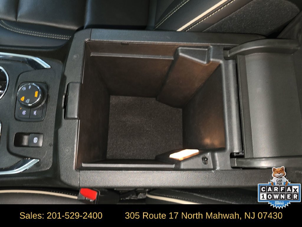 Used 2023 Chevrolet Traverse Premier w/ Redline Edition AWD/4WD image 27