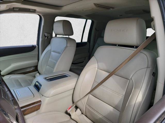 Used 2018 GMC Yukon XL Denali w/ Open Road Package RWD image 13