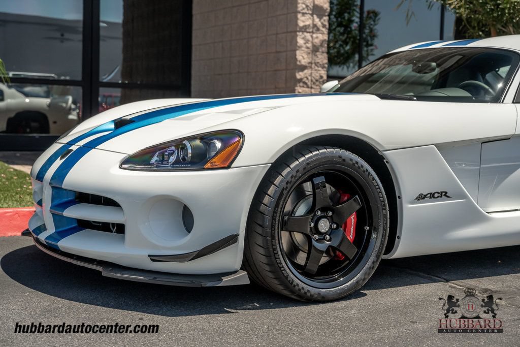 Used 2009 Dodge Viper ACR RWD image 11