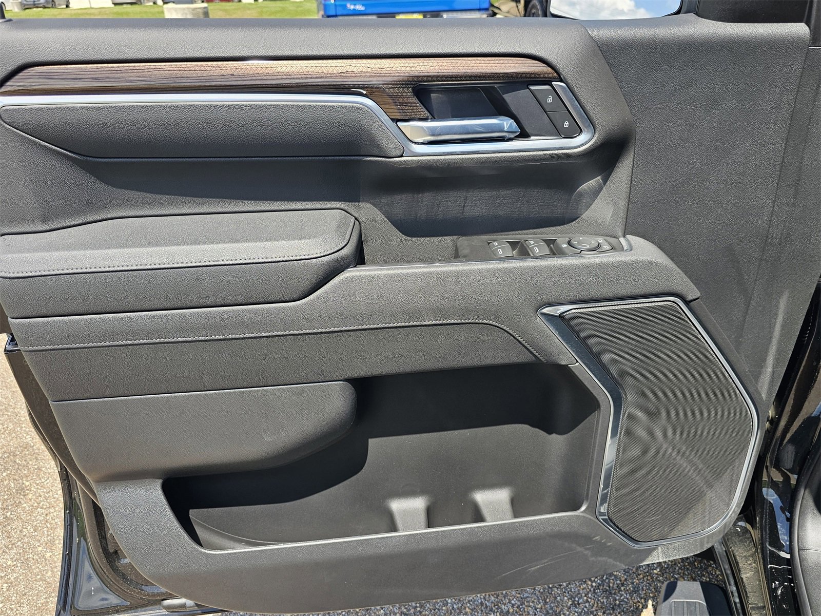 New 2025 Chevrolet Silverado 1500 LT image 16