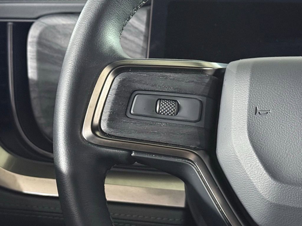 Used 2022 Rivian R1T Adventure image 39