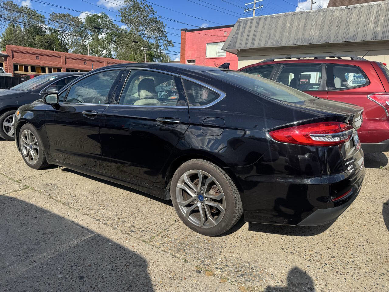 Used 2019 Ford Fusion SEL FWD image 3