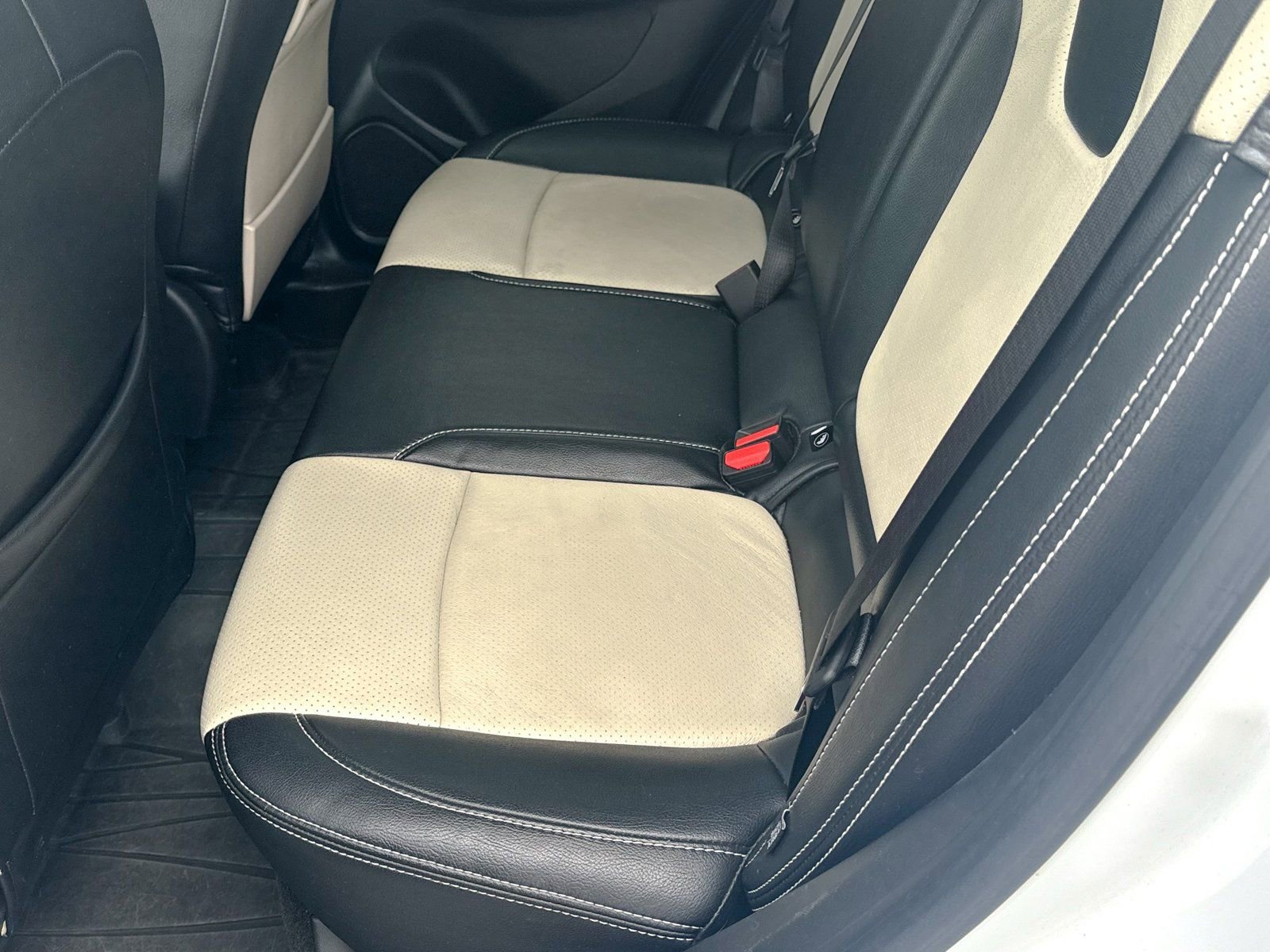 Used 2023 Buick Encore GX Preferred w/ Cold Weather Comfort Package image 20