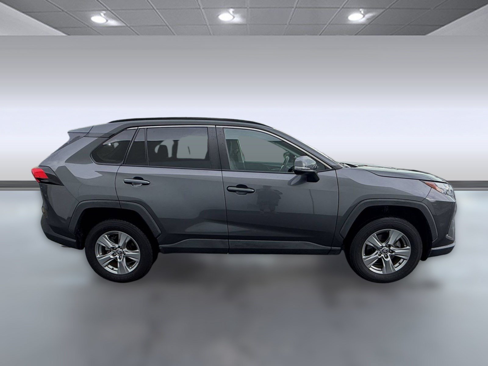 Used 2023 Toyota RAV4 XLE w/ Convenience Package FWD image 8