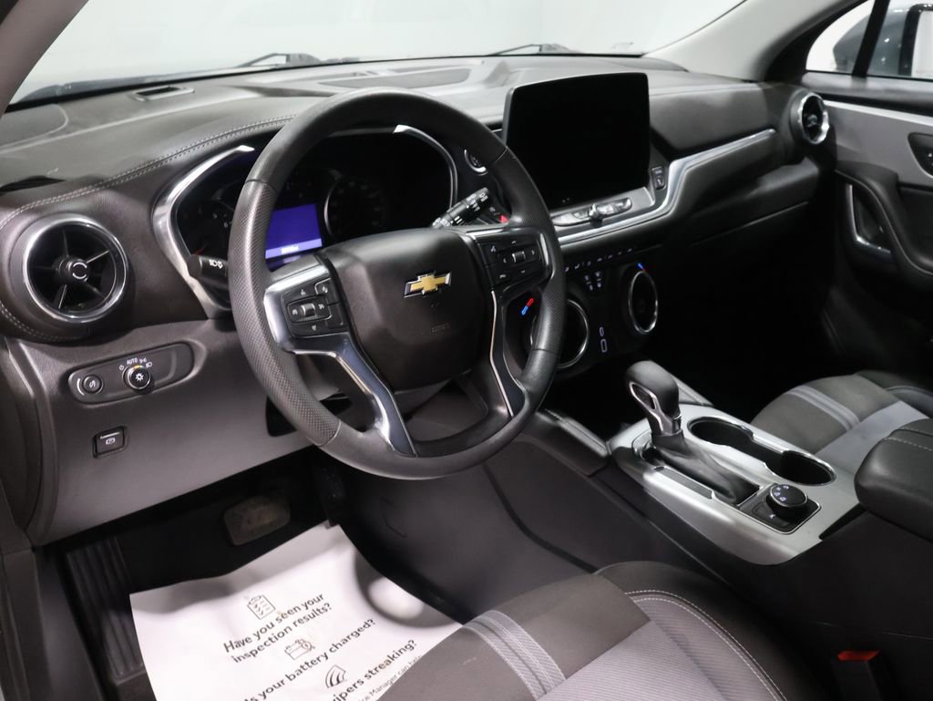 Used 2023 Chevrolet Blazer LT image 15