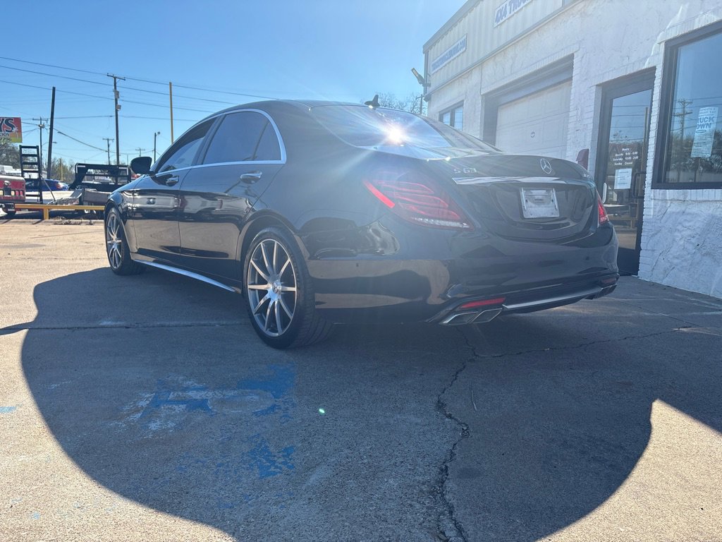 Used 2015 Mercedes-Benz S 63 AMG 4MATIC Sedan image 2