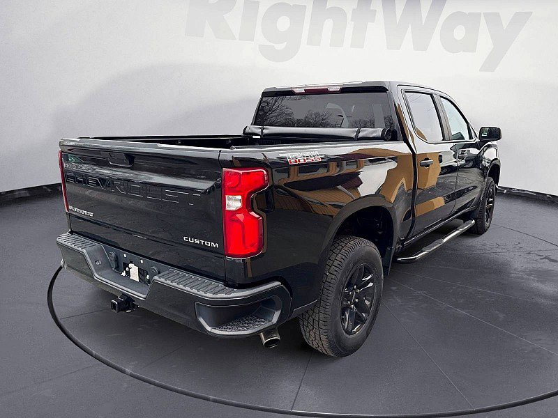 Used 2019 Chevrolet Silverado 1500 Custom Trail Boss w/ Custom Convenience Package image 5