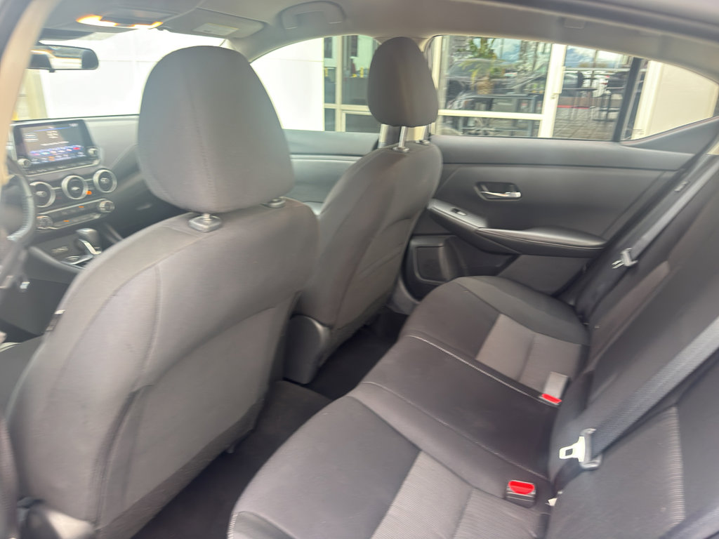 Used 2022 Nissan Sentra SV image 7