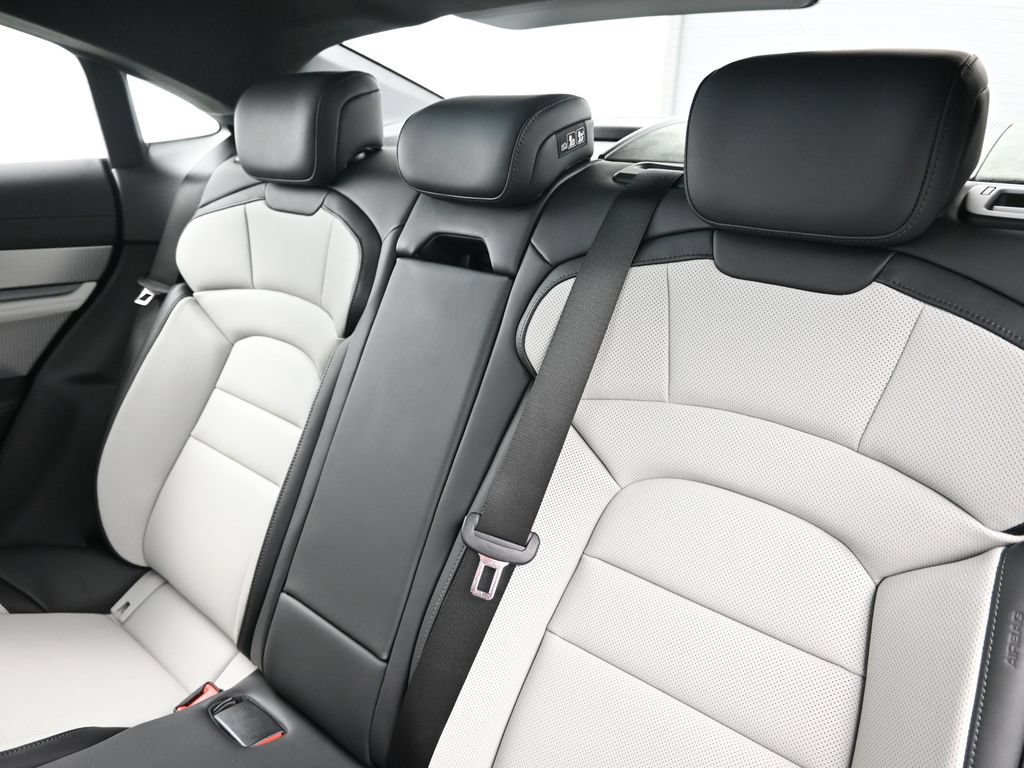 New 2026 Porsche Taycan GTS AWD/4WD image 6